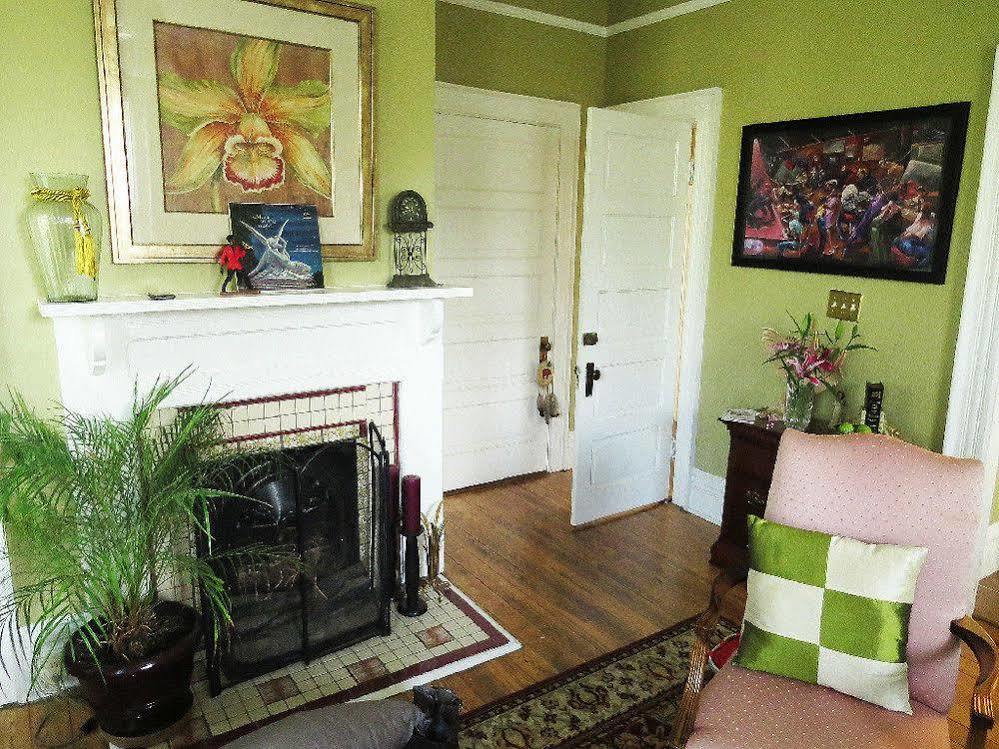 Inn Upon Moon River Plantation Chester Екстериор снимка